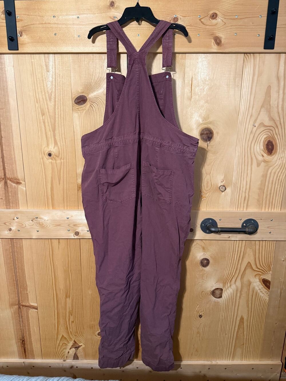Duluth Trading Co Heirloom Gardening Overalls
Women’s XXL Dusty Rose Pink Purple